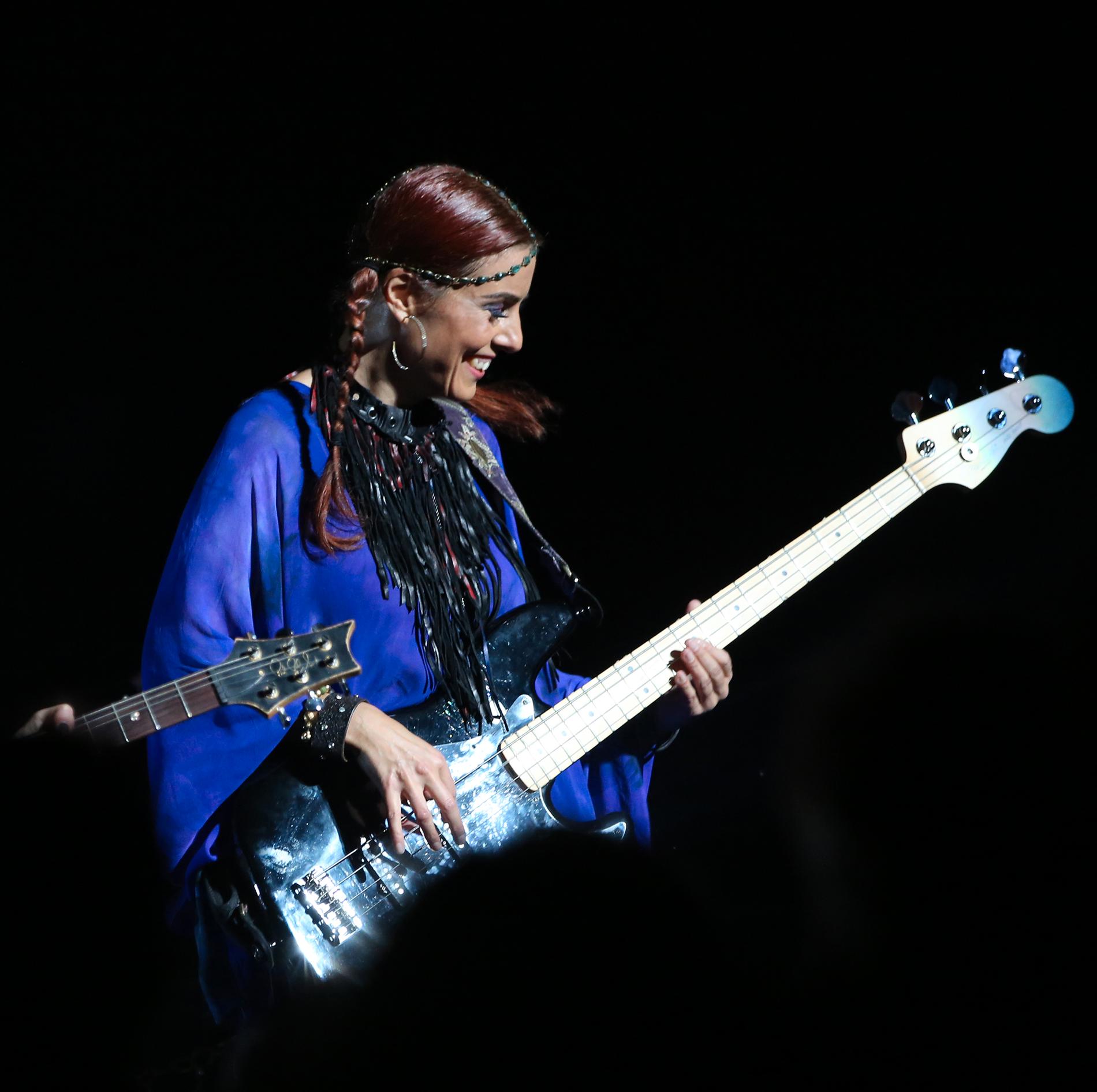 PRINCE-BASSIST: Ida Nielsen spilte bass med artisten Prince. 