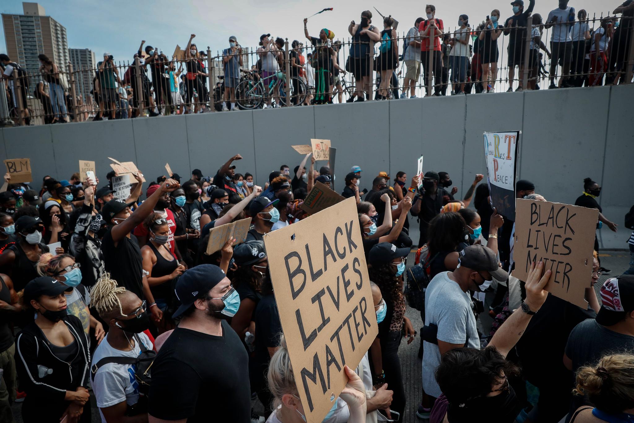Black Lives Matter-bevegelsen har demonstrert i flere amerikanske byer etter drapet på George Floyd. 
