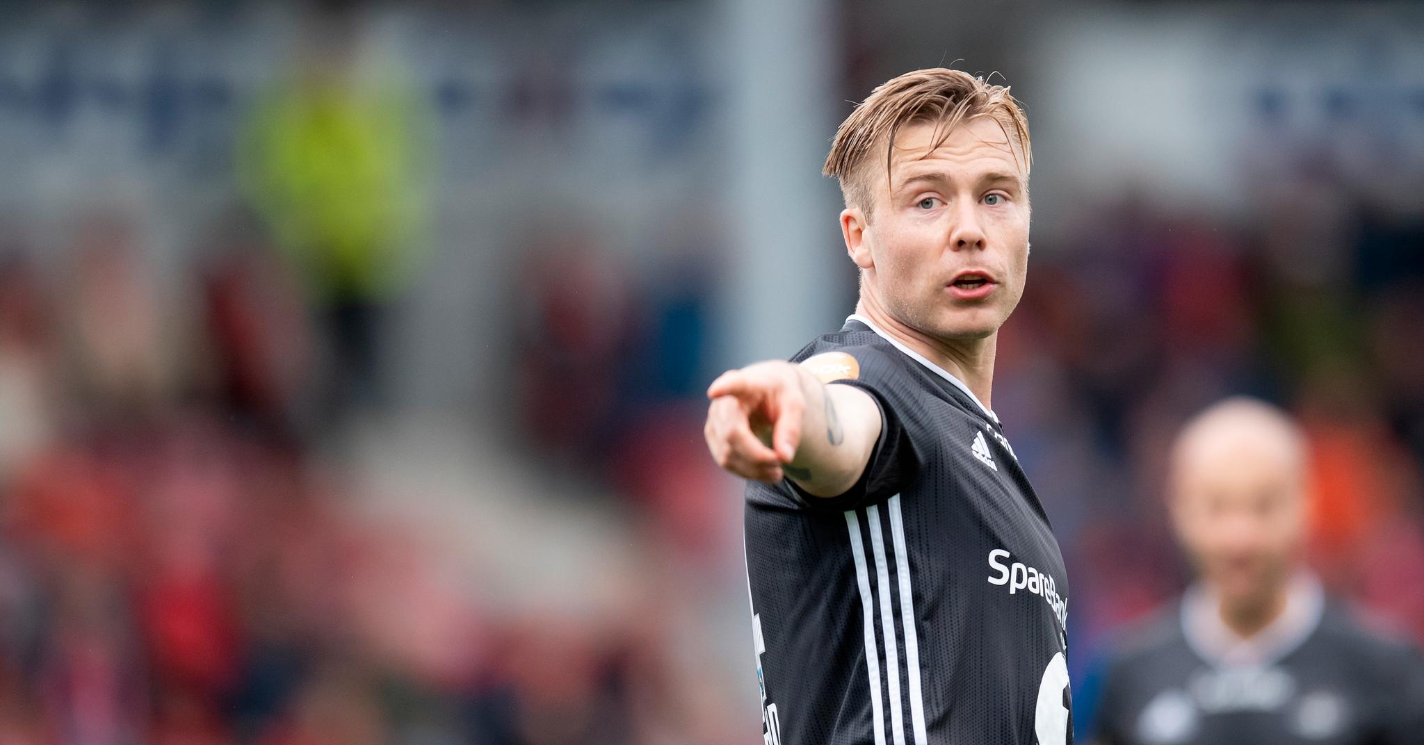 Alexander Søderlund har kun scoret to mål så langt i serien. Han mener RBKs toppscorer burde ha scoret nærmere ti mål nå. 