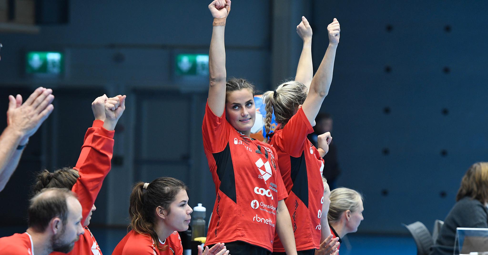 Anniken Obaidli og resten av «Håndballjentan» møter Larvik i Moilde Arena i sesongpremieren 2. september.