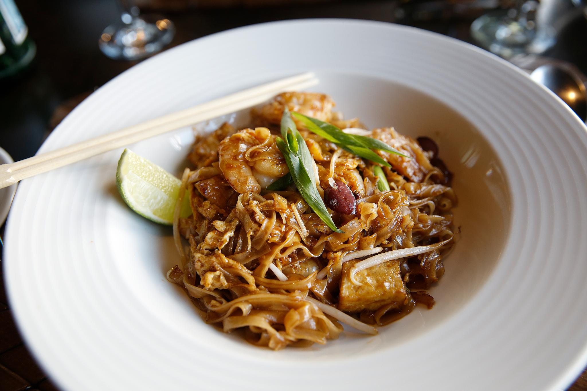  DEILIG LUNSJ: Gå for et asiatisk måltid i Sopot, Thai Thai ligger på den store, åpne plassen i gågaten.