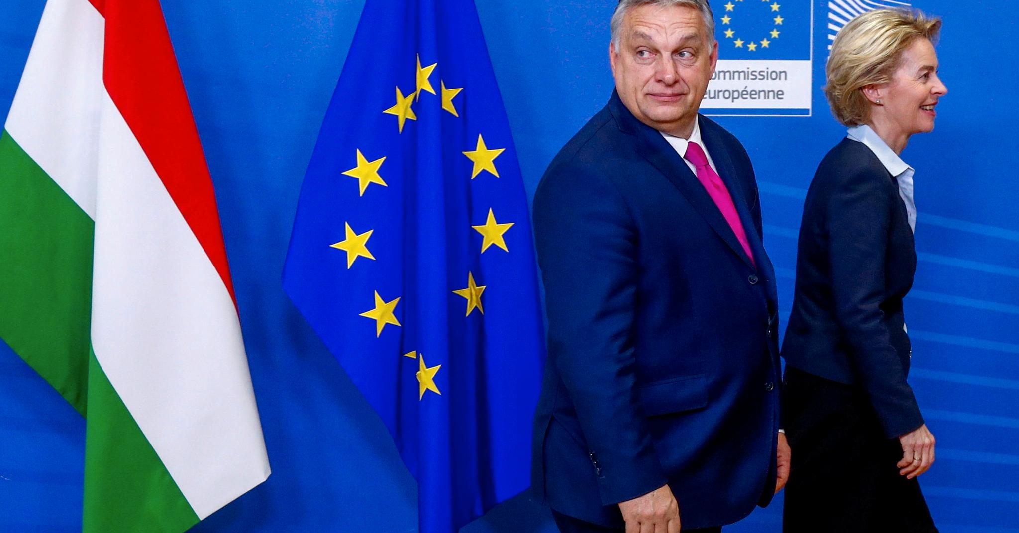 Ungarns statsminister Viktor Orban og EU-kommisjonens president Ursula von der Leyen i Brussel.