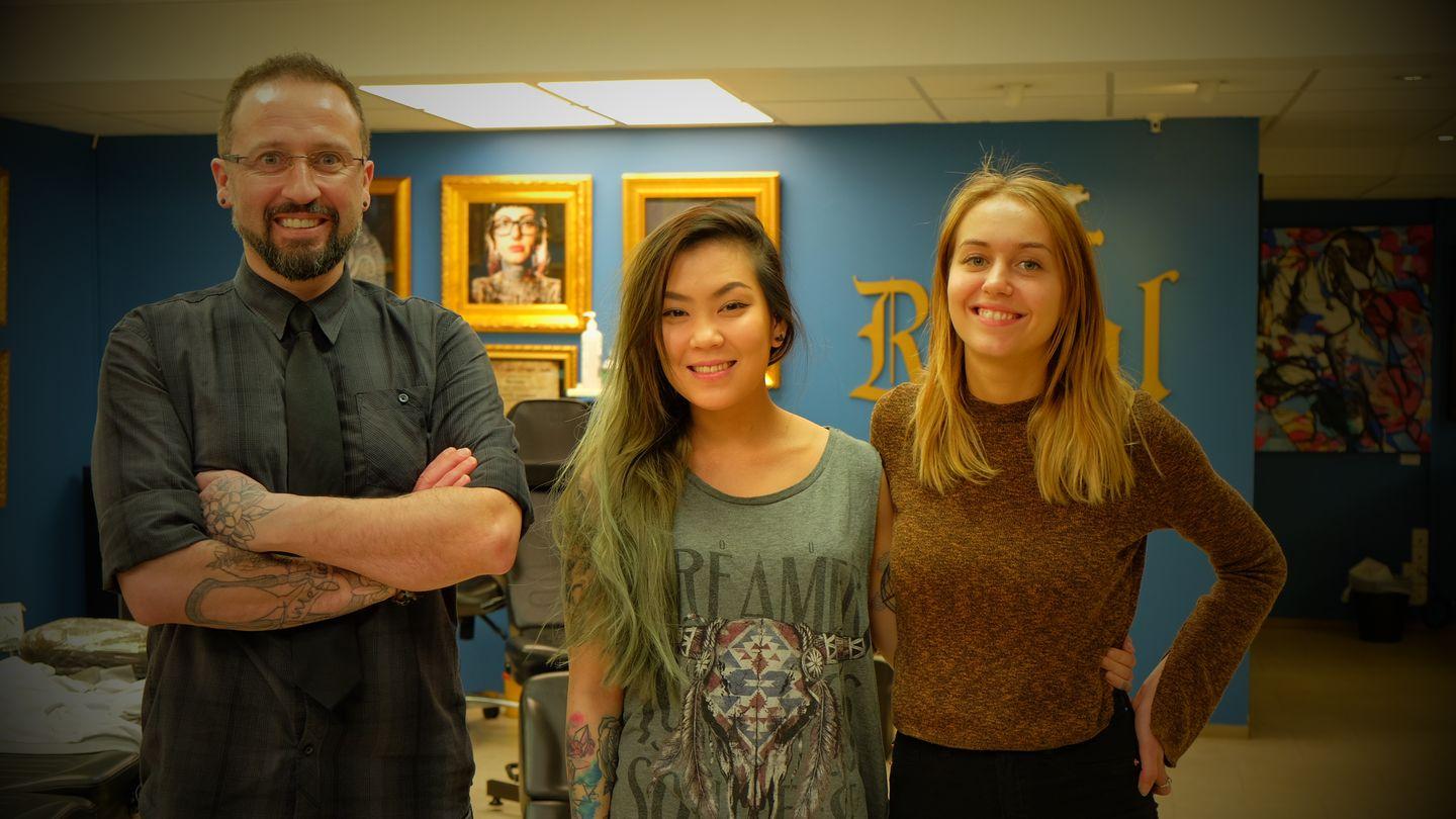 I 2016 tatoverte Haukur Thor Santos, Evie Lee og Gerda Skarpsno ved Royal Tattoo inn 9500 kroner til Barnekreftforeningen.