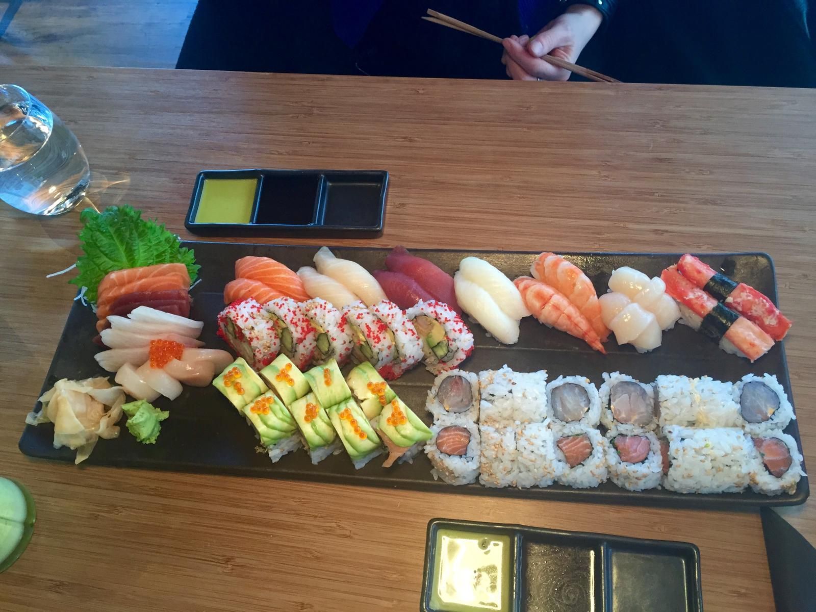 Strømmen sushi meny