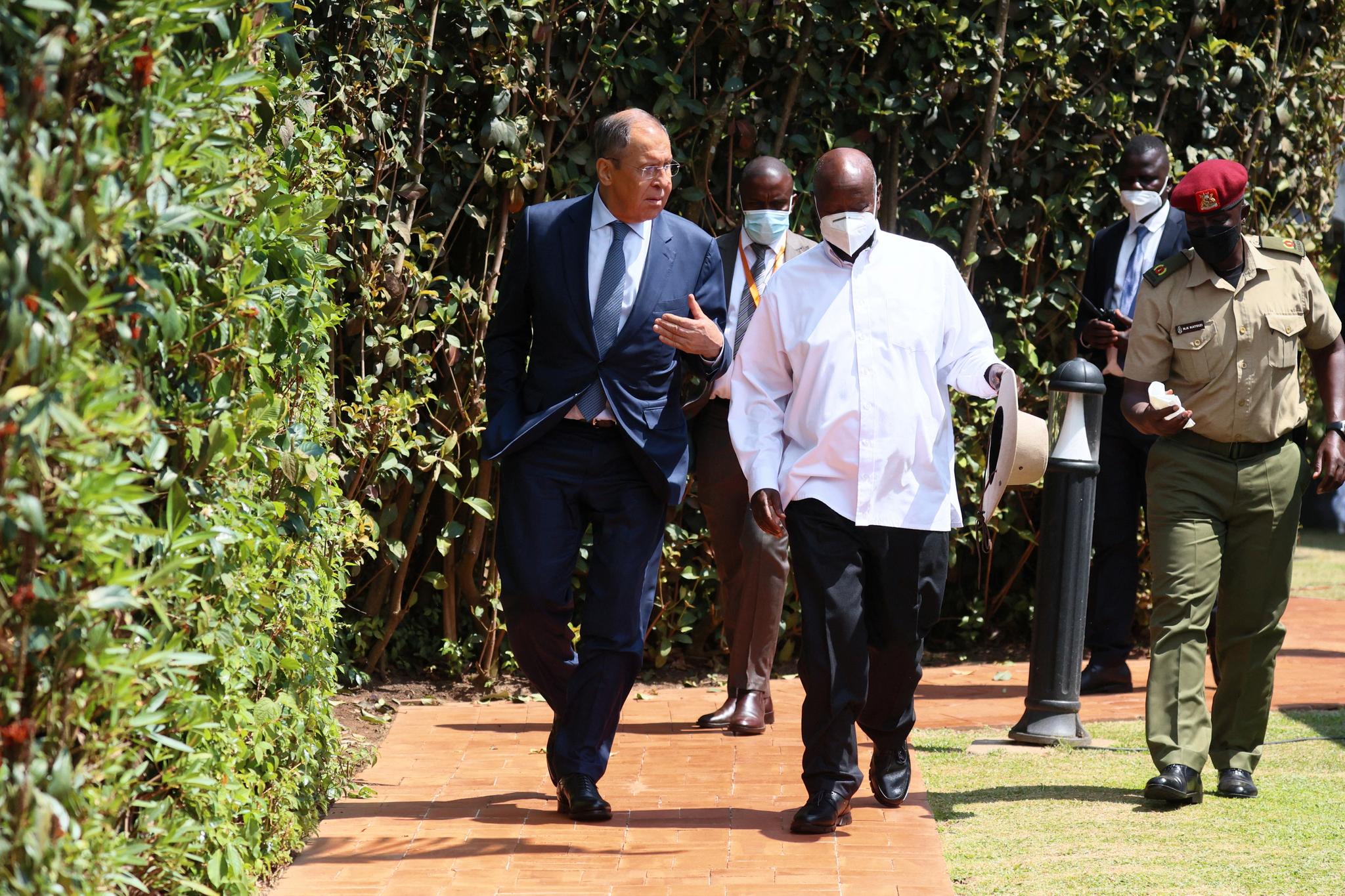 Russlands utenriksminister Sergej Lavrov møtte blant annet Ugandas president Yoweri Museveni.