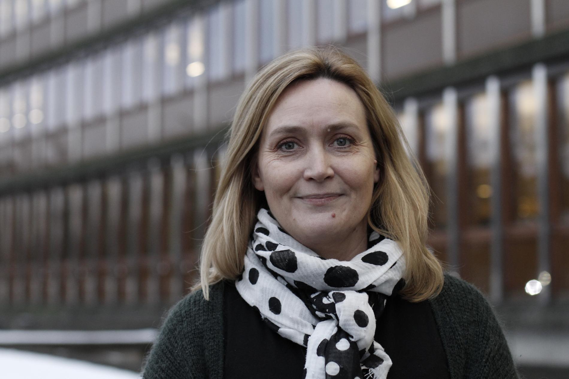 Seniorrådgjevar Tanja Midtsian i Norges Vassdrags- og energidirektorat (NVE) skal leia folkemøtet på Finnøy.